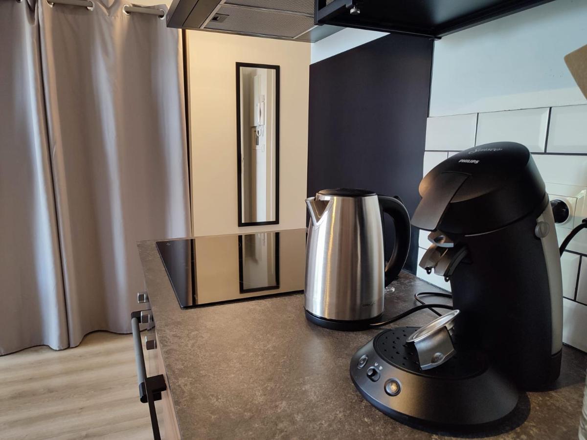 Charmant Studio, Coeur De Ville Нарбон Екстериор снимка